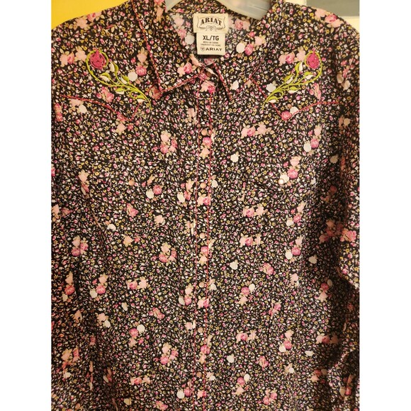 Ariat Women's Floral-Print Longsleeve Buttoned Rodeo Shirt Size XL - Picture 3 of 11